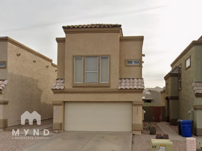 Building Photo - 5945 E Nance St