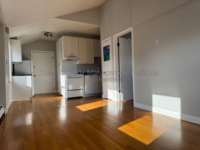 81 Cabot St Unit 3r