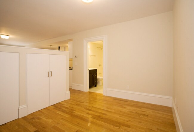 Photo - 659 Massachusetts Ave