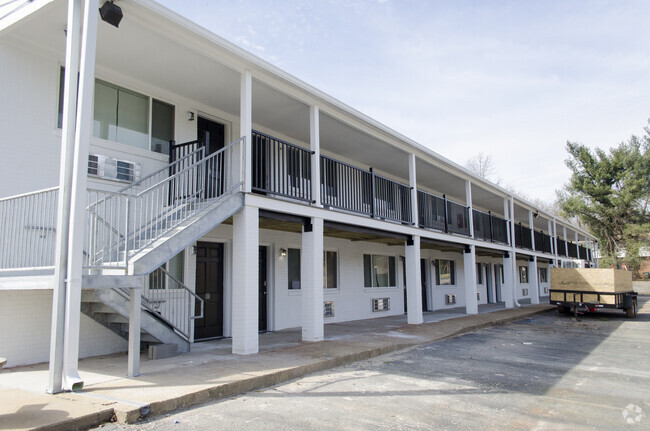 Building Photo - The Meadows Apartments