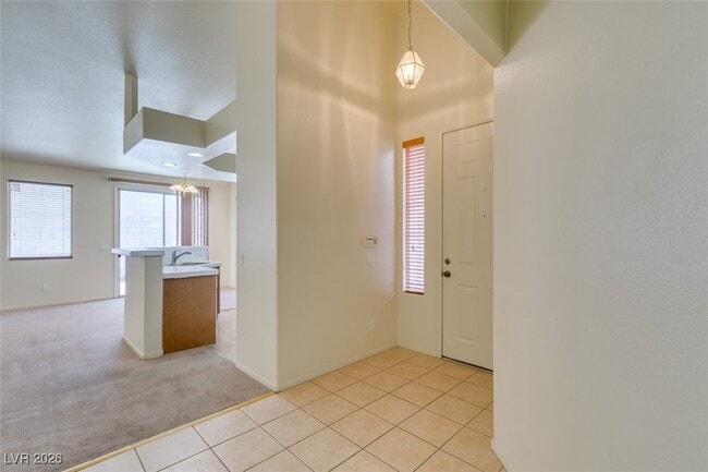 Photo - 193 Crown Imperial St