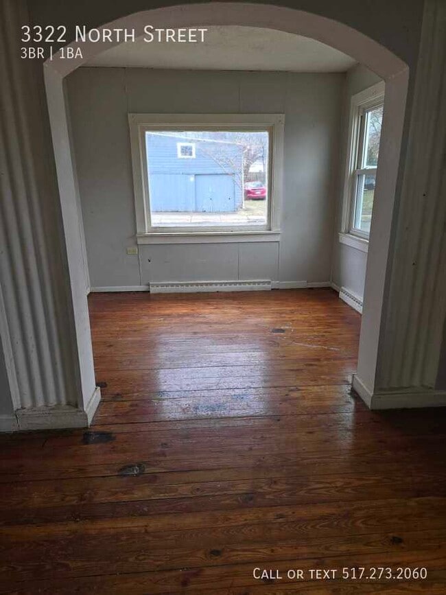 Photo - 3322 North St