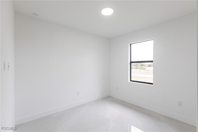 Photo - 3103 E 18th St