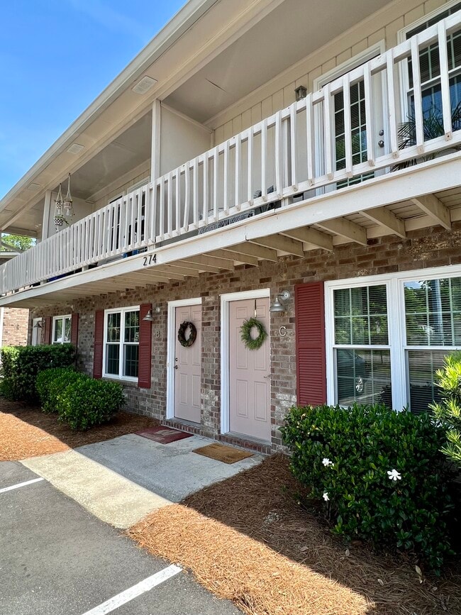 Facade - 274 Fleming Rd