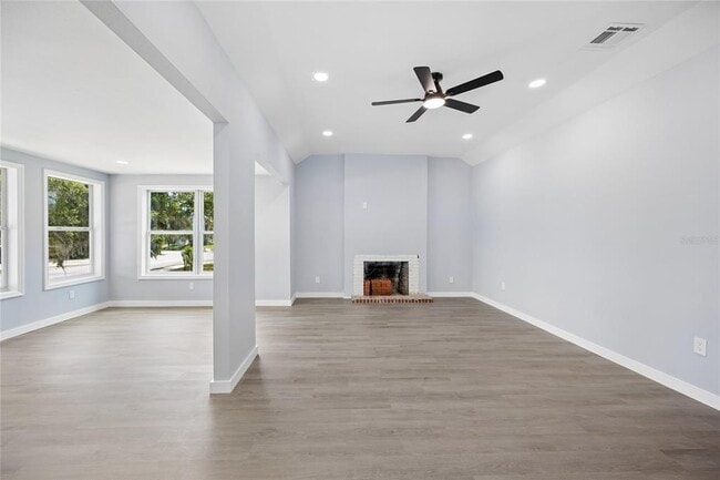 1326 East Ave