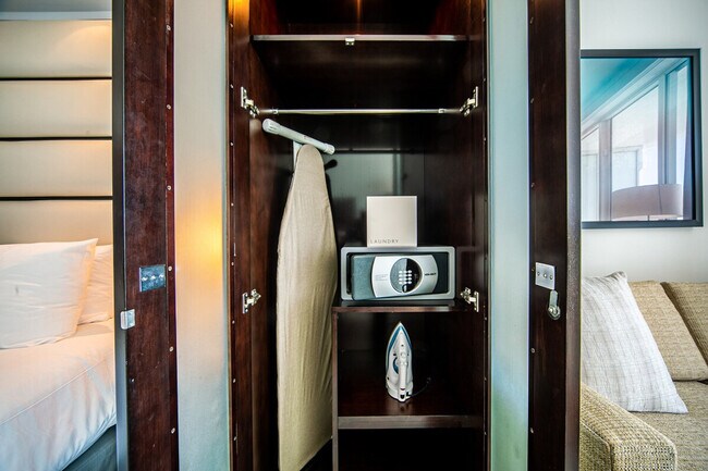 Photo - 4441 Collins Ave Unit SI ID1540427P
