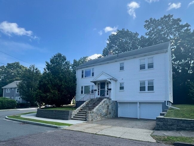 Building Photo - 4 Mangano Ct Unit 2 Rental