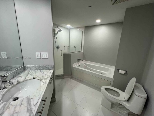 Photo - 55 SE 6th St Unit 1207