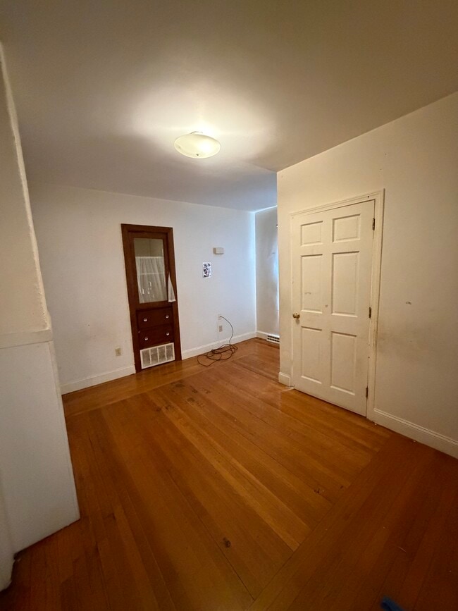 Photo - 30 Pinckney St Unit 30 Pinckney