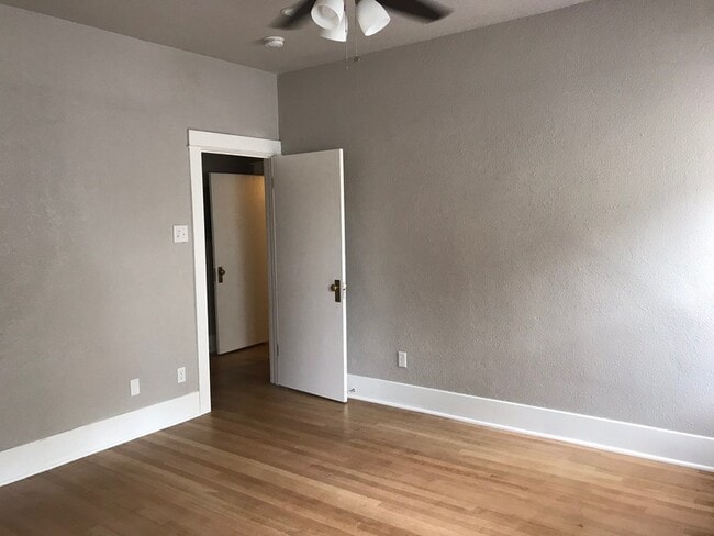 Photo - 1323 10th Ave