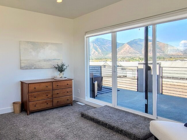 Photo - 1862 N 460 W Townhome