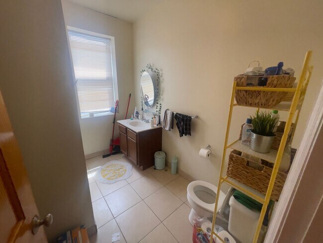 Photo - 1532 N 17th St Unidad 3