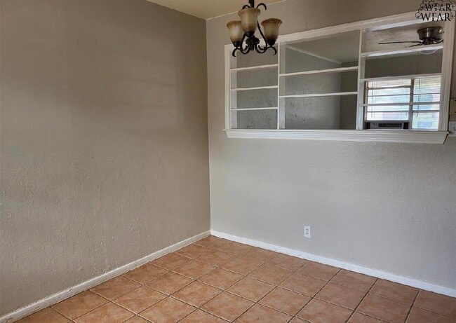 Photo - 1408 Deville St