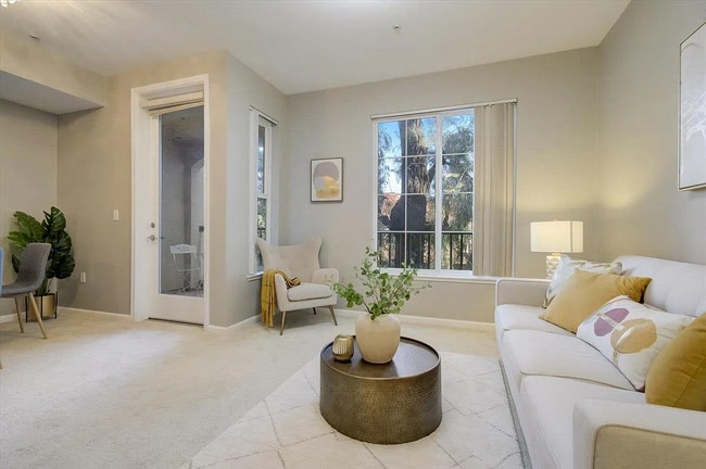 Photo - UNIT 2064 Unit 2064