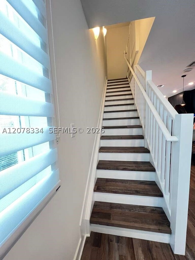 Photo - 101 NW 64th Way