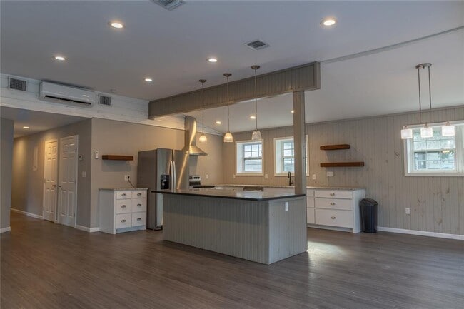 Photo - 120 Erskine Ferry Rd