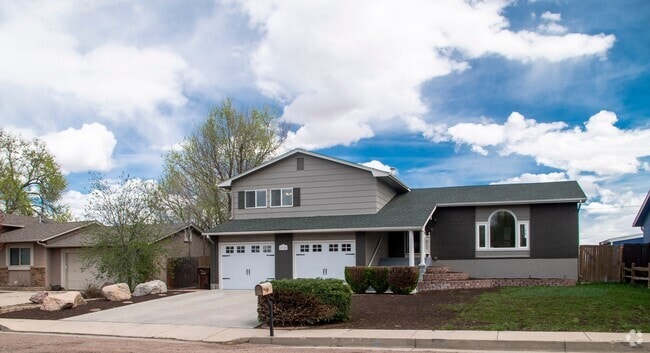 Building Photo - 6965 Sugar Creek Cir Rental