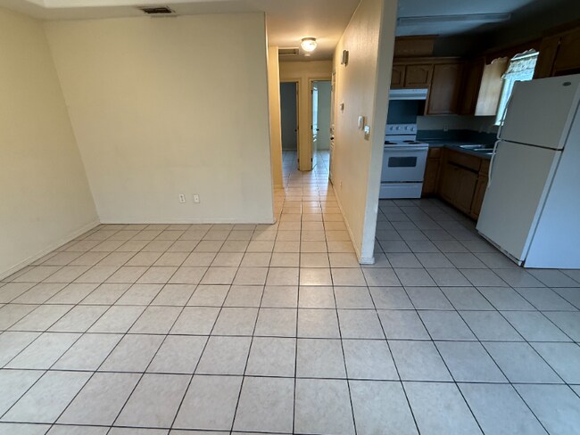 Photo - 606 San Antonio Ave Unidad 1