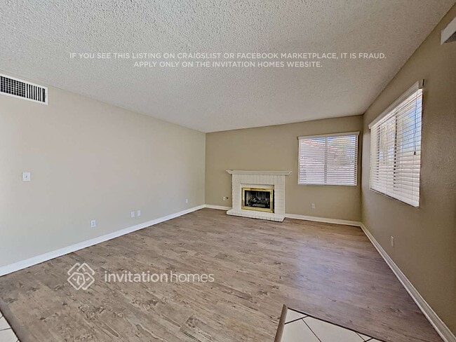 Photo - 2308 Lone Pine Dr