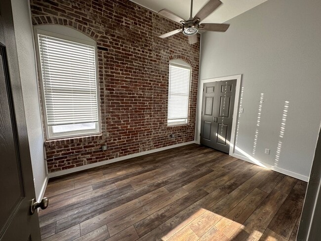 Photo - Loft Apartment available!