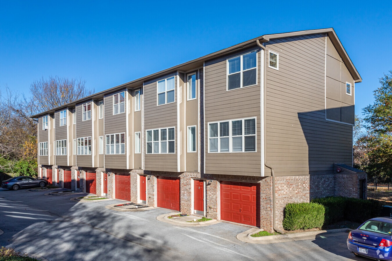 College Creek Condos - College Creek Condos