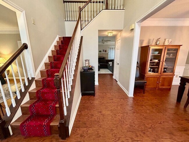 Photo - 5 Milestone Manor Ct