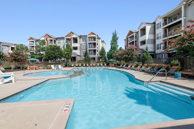 Atley on the Greenway Apartments