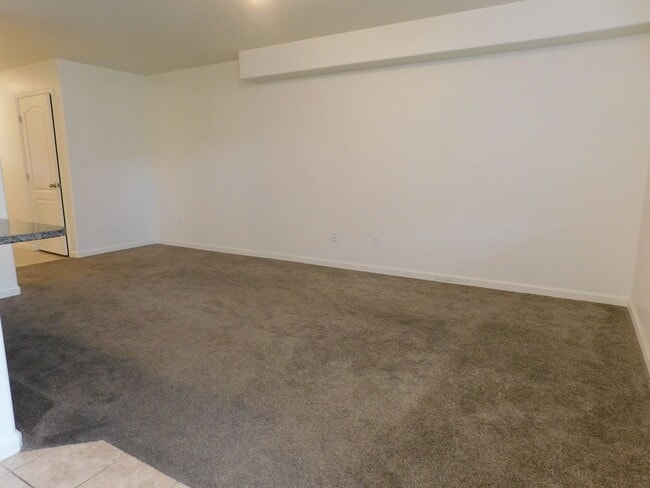 Photo - Newer Townhome Close to Shopping