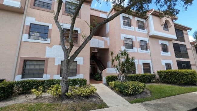 Building Photo - 10730 NW 14th St