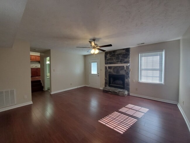 Photo - 7886 Uriah Dr