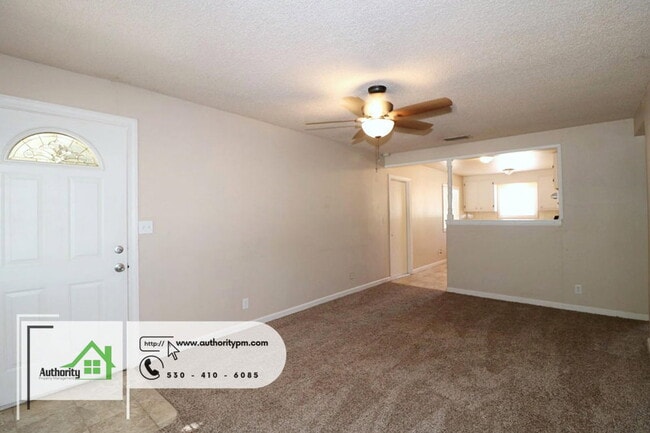 Photo - 2326 Corona St