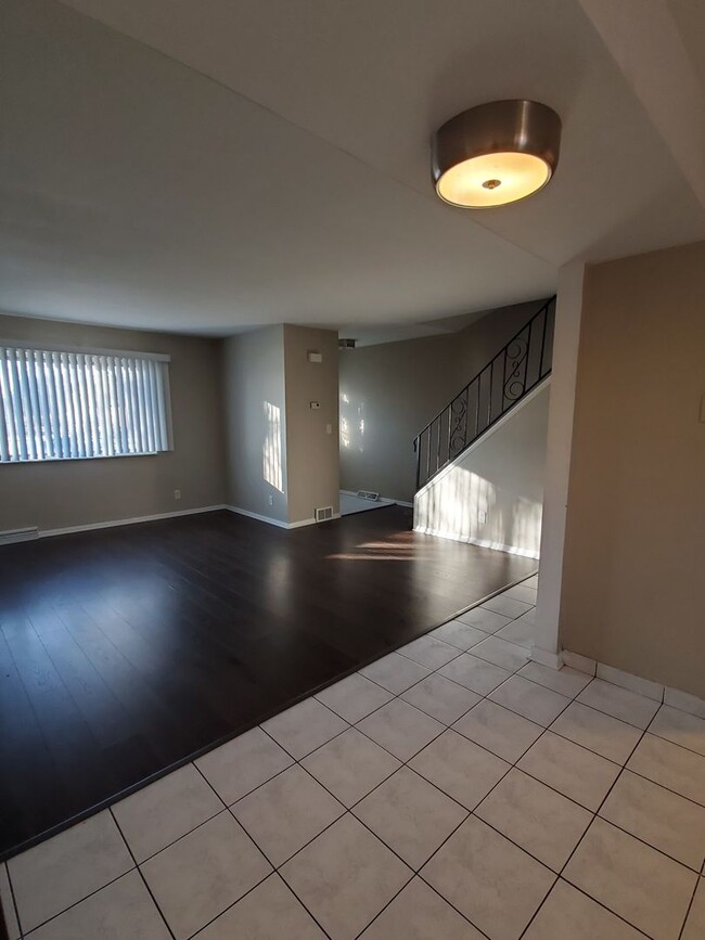 Photo - 3010 85th St Unidad 3016