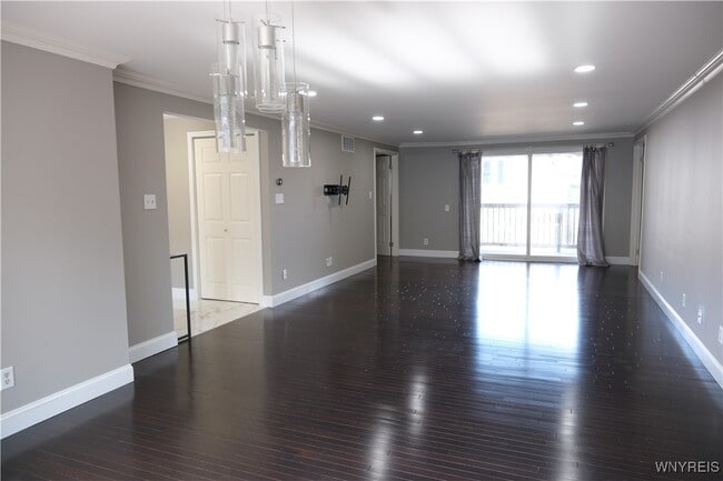 Photo - 32 Bernhardt Dr