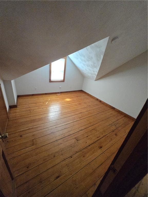 107 Ring St