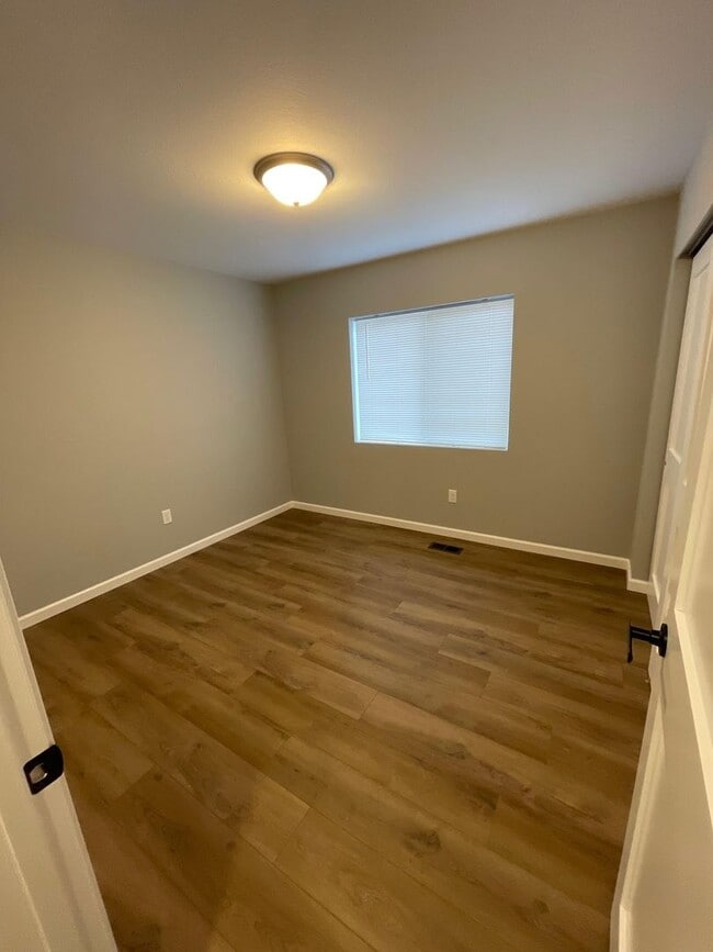 Photo - 2506 Landmark Dr Unit 2506