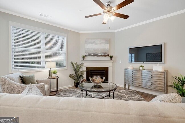 Photo - 230 Lower Pheasant Ln