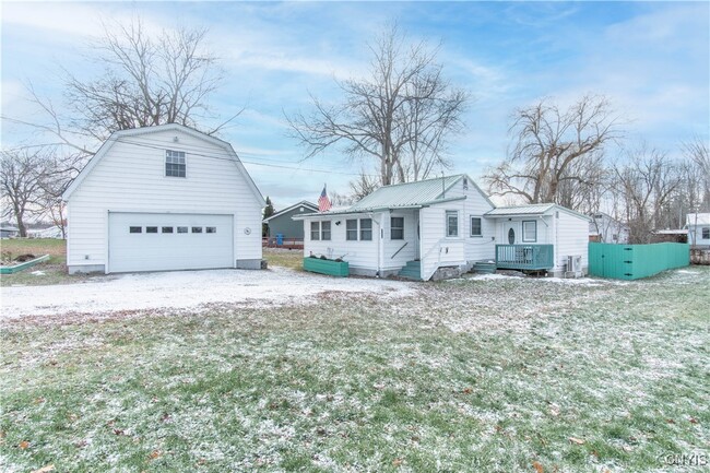 Building Photo - 216 Frontenac Blvd