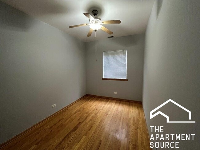 Photo - 1918 W Cermak Rd Unit 3