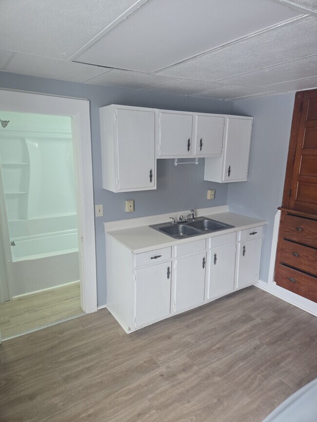 Photo - 19 East St Apartments Unit 17D