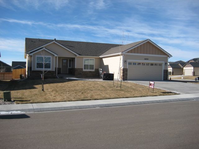 Photo - 3 BEDROOM 2 BATHROOM SADDLE RIDGE SINGLE FAMILY HOME