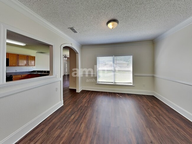 Photo - 306 Chiquita Ct