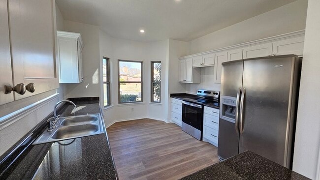 Photo - 3/2/2 Fresh Remodel