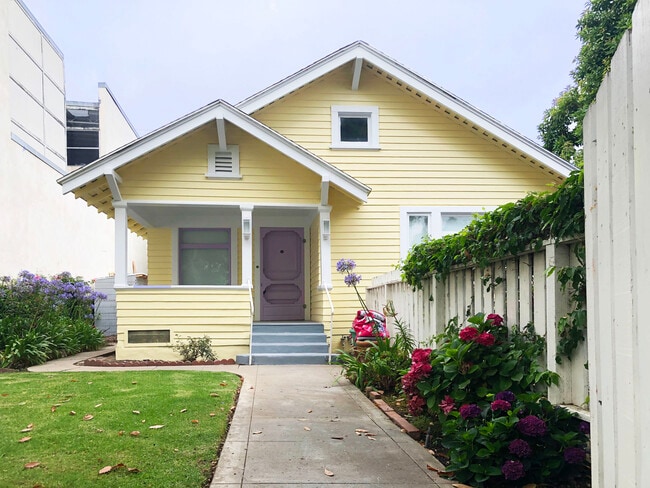 Building Photo - 1453 12th St Rental