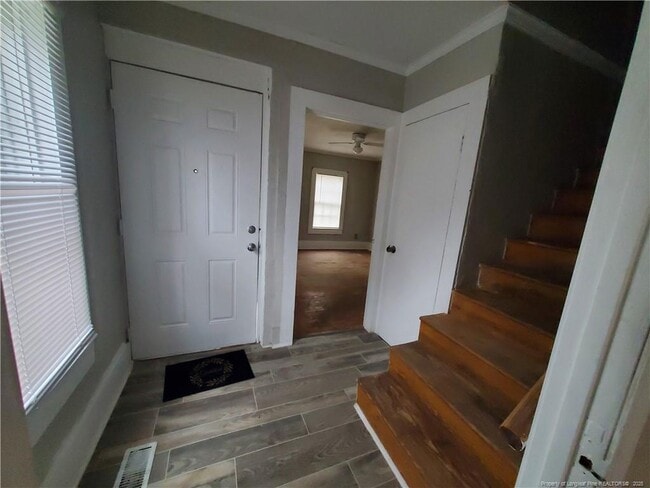 Photo - 868 W Orange St