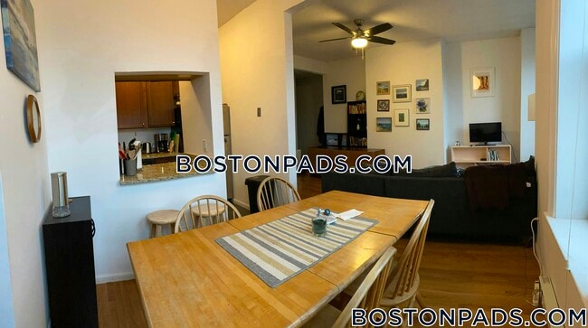 Photo - 23 Cortes St Unidad 13