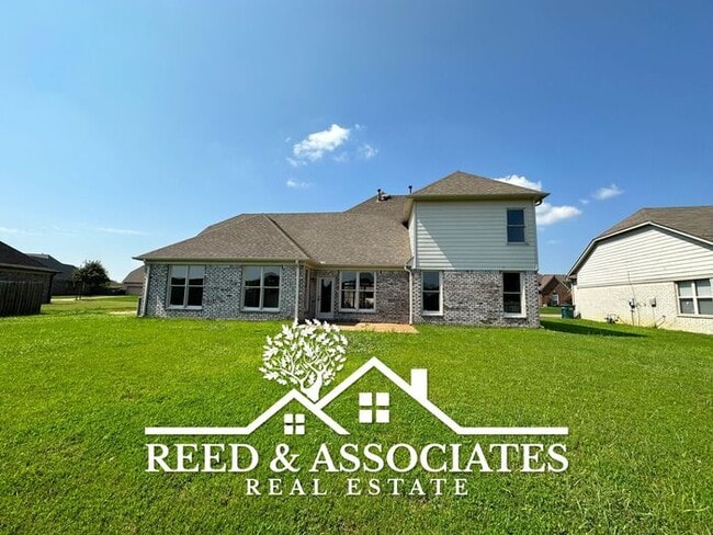 Photo - 4 Bedrooms in Southaven!
