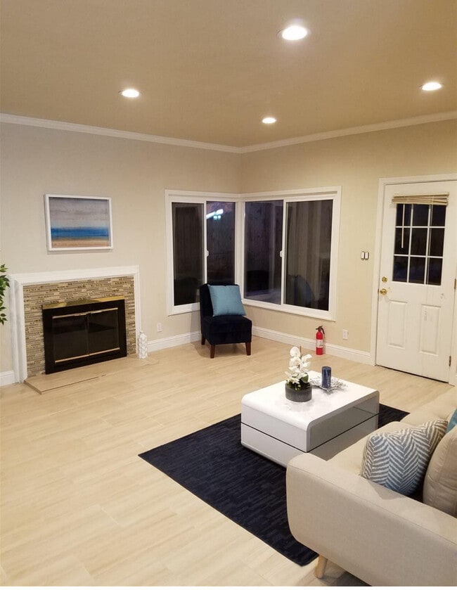 Photo - 1444 Highland Blvd