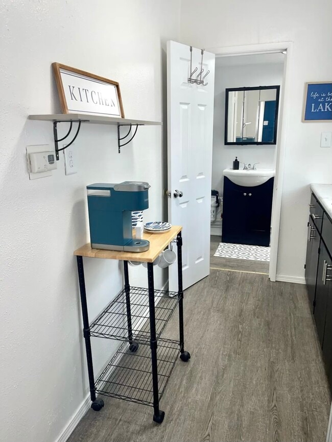 Photo - 106 15th Ave S