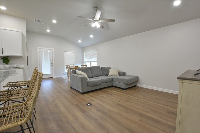 Photo - 2901 Corpus Ave