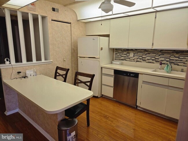 Photo - 10201 Bustleton Ave Unit B30